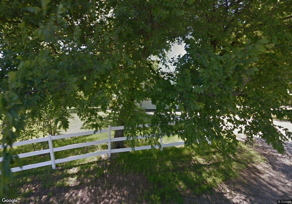 404 S Stockton Ln, Muldrow, OK 74948 - photo 1