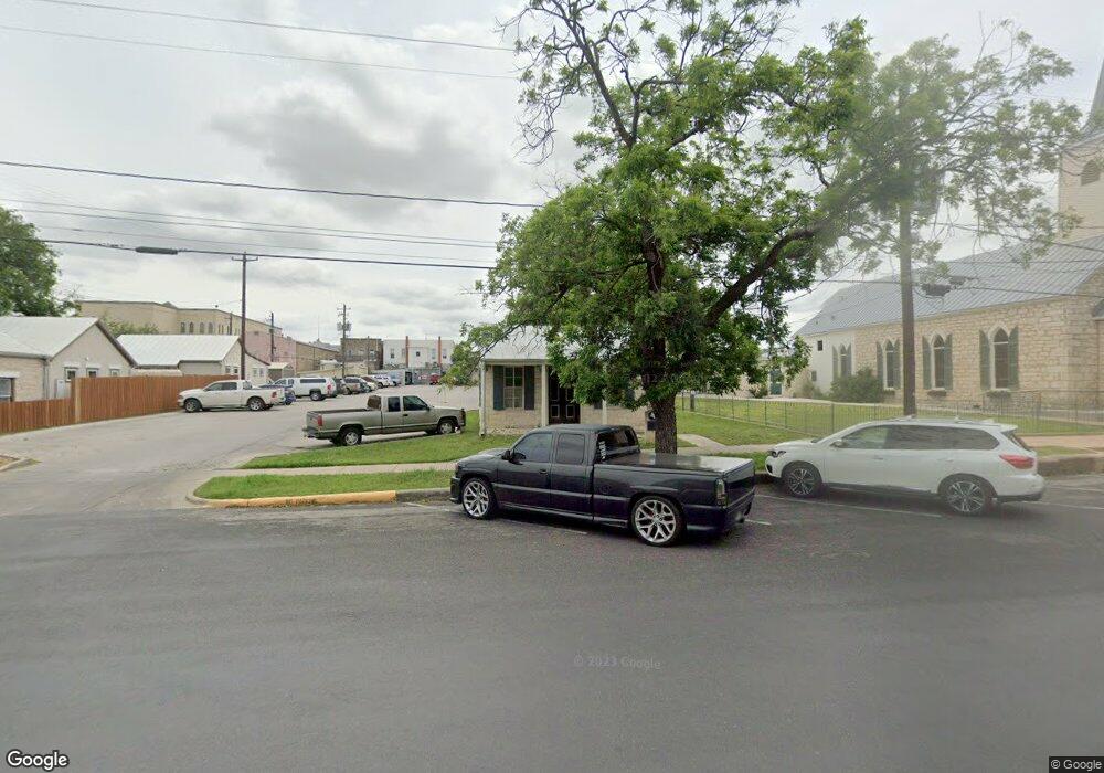 109 E Austin St, Fredericksburg, TX 78624 - photo 1
