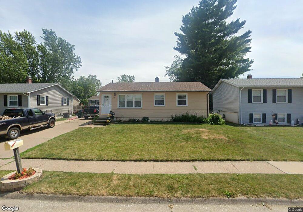 1827 W 69th St, Davenport, IA 52806 - photo 1