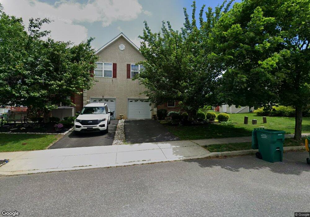 3649 Clauss Dr, Macungie, PA 18062 - photo 1