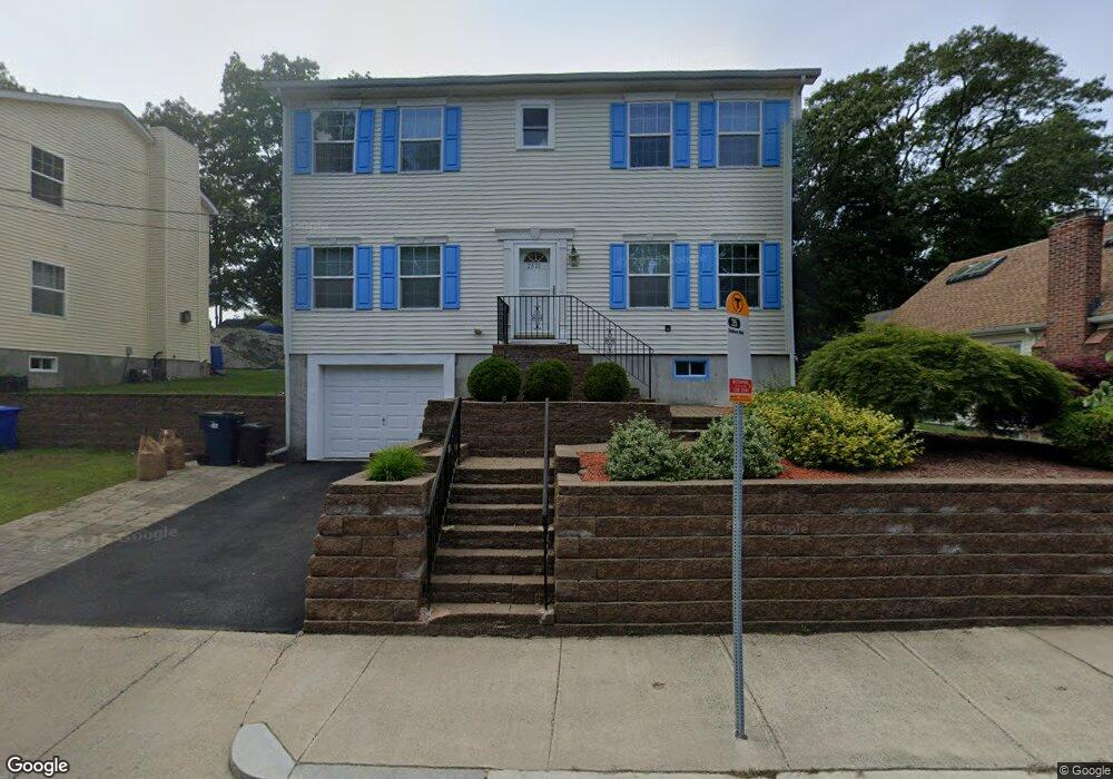 2521 Centre St, West Roxbury, MA 02132 - photo 1