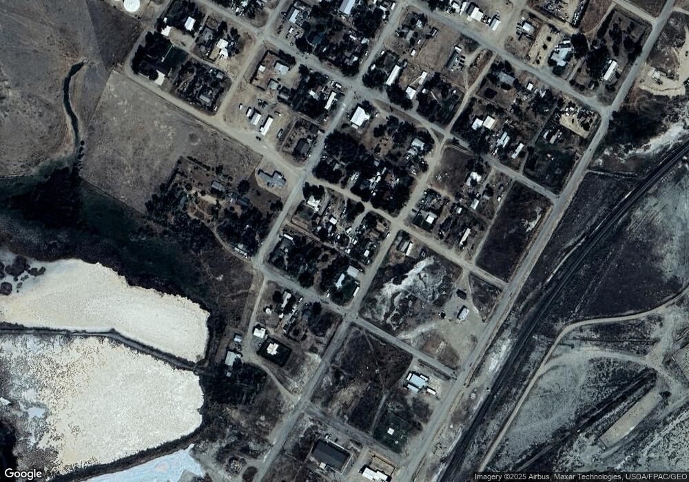 107 3rd Ave NW, Kevin, MT 59454 - photo 1