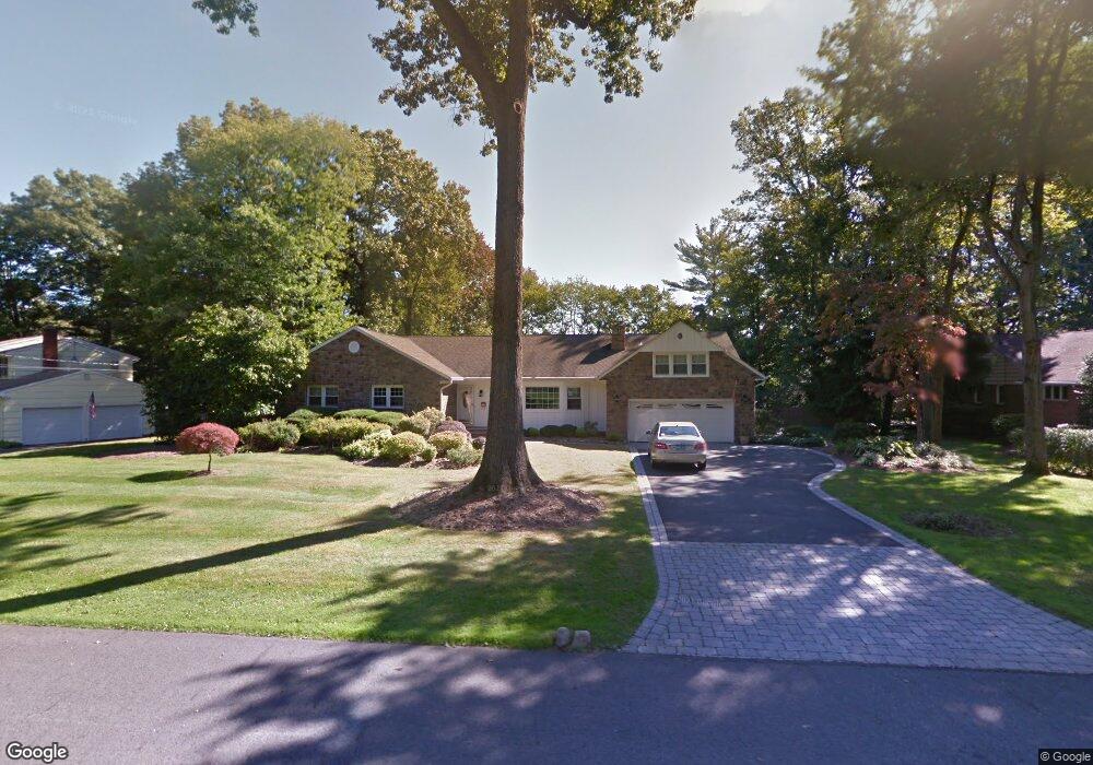 554 Taunton Rd, Wyckoff, NJ 07481 - photo 1