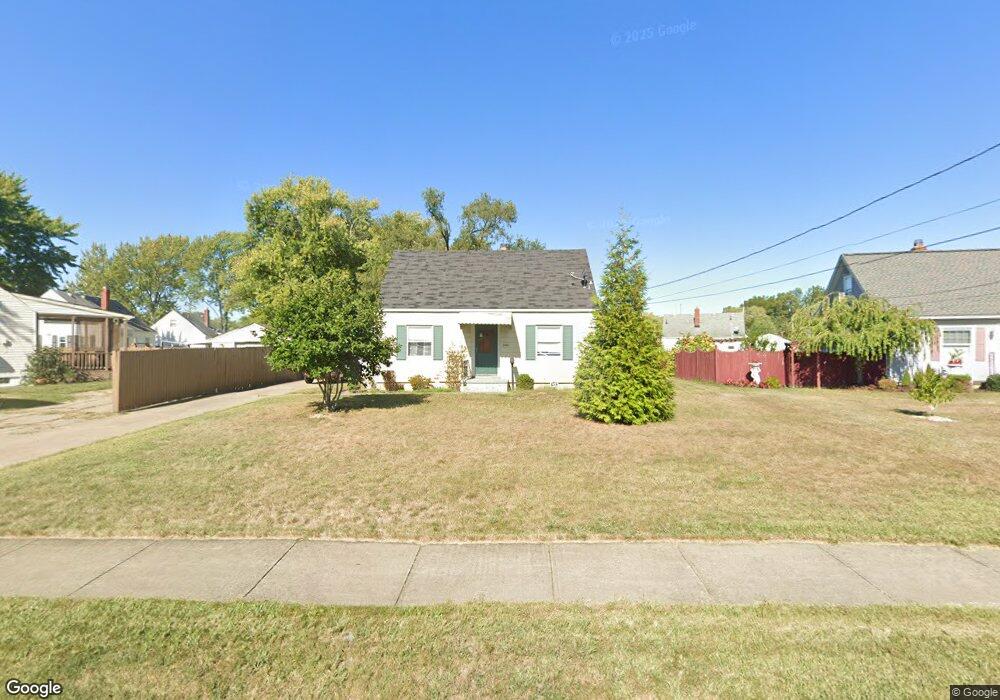 2461 E 38th St, Lorain, OH 44055 - photo 1