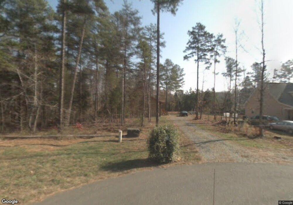 201 N Hillcrest Rd, Siler City, NC 27344 - photo 1