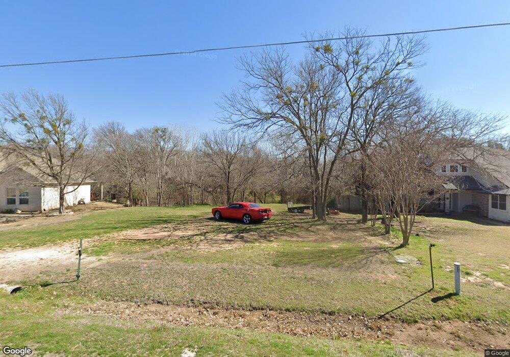 3811 Buena Vista Cir, Granbury, TX 76049 - photo 1