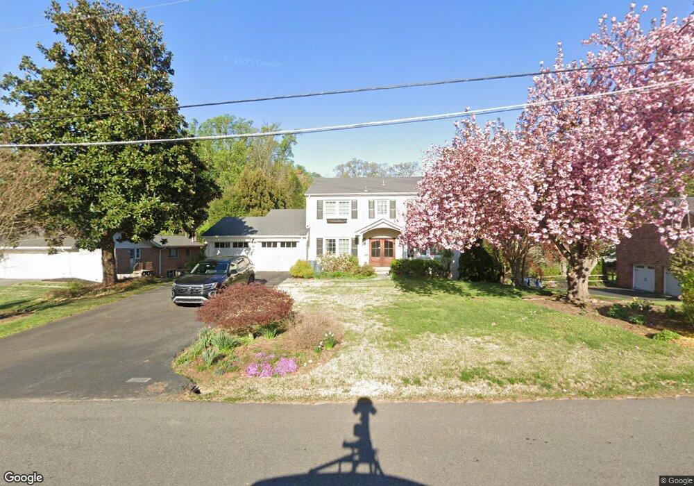 7500 Park Terrace Dr, Alexandria, VA 22307 - photo 1