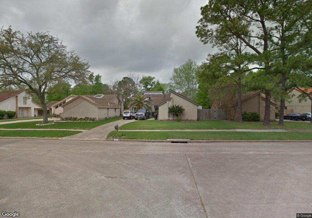 7643 Athlone Dr, Houston, TX 77088 - photo 1