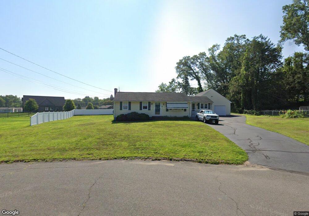 32 Tracy Cir, Windsor Locks, CT 06096 - photo 1