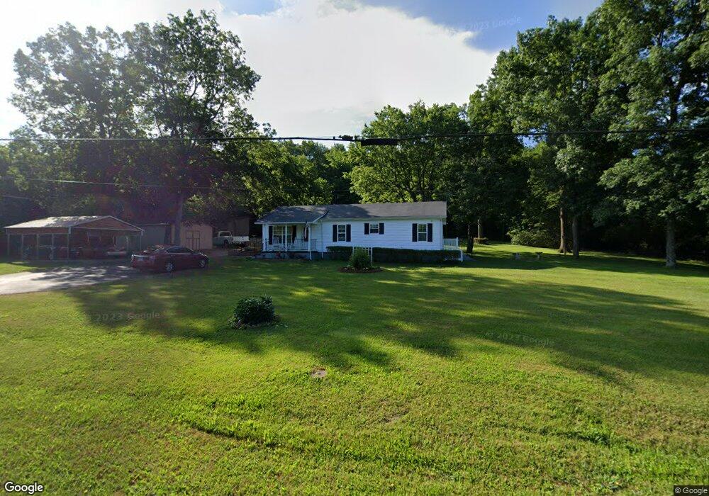 1657 Sims Rd, Shelbyville, TN 37160 - photo 1