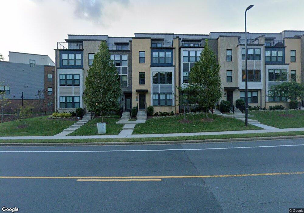 12016 N Shore Dr, Reston, VA 20190 - photo 1