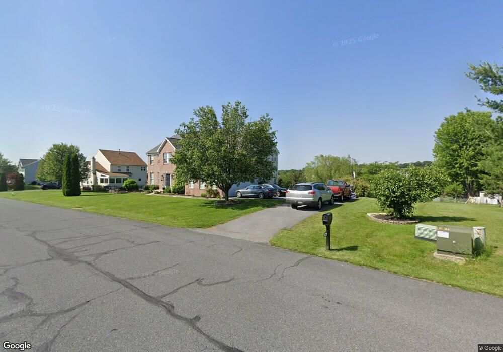 2466 Orion Dr, Chambersburg, PA 17202 - photo 1