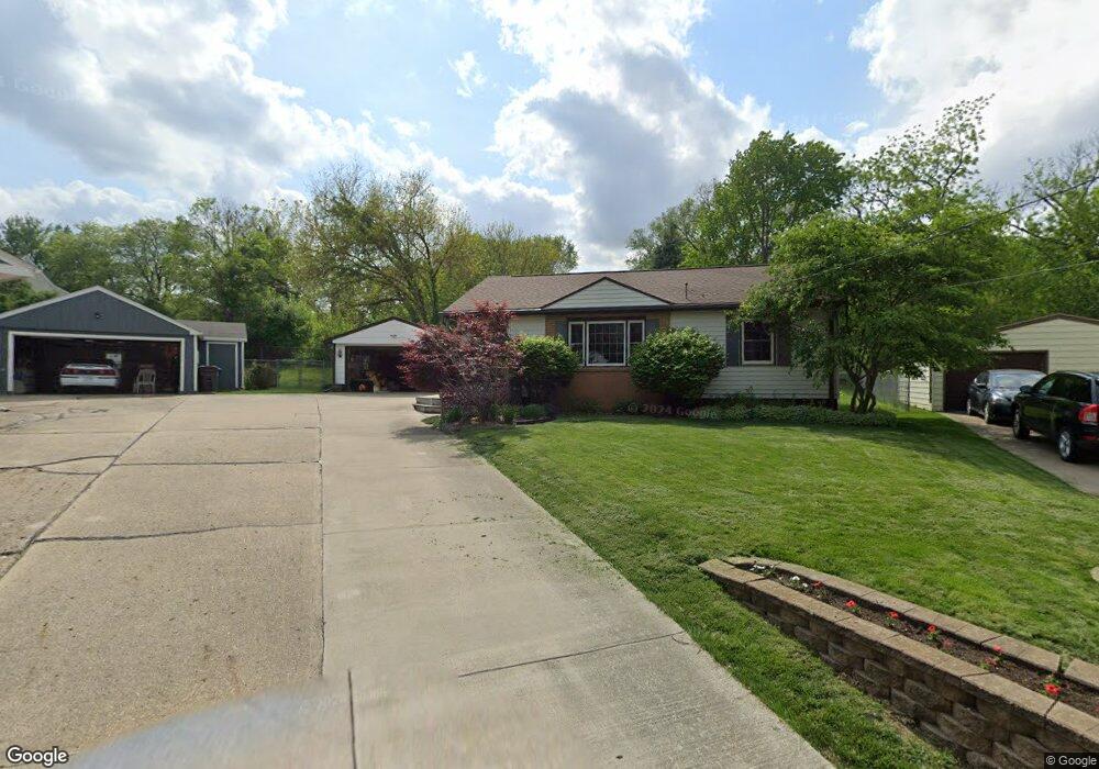 5618 Rutland Ave, Des Moines, IA 50311 - photo 1