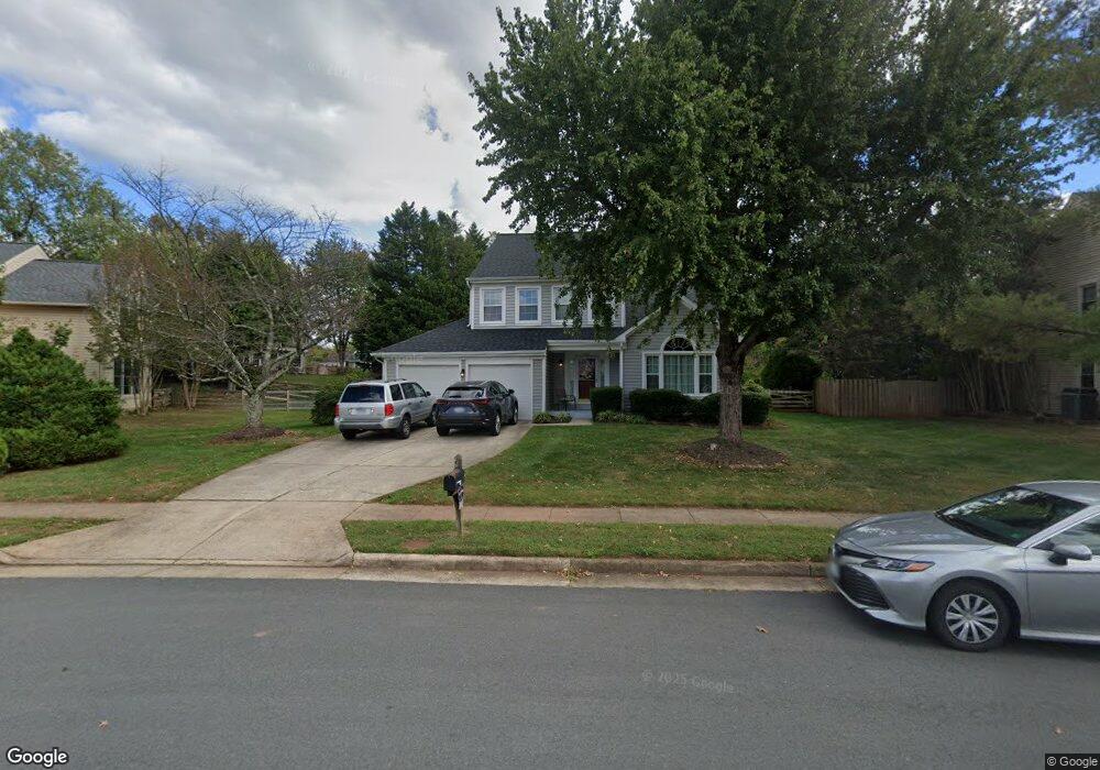 13124 Ladybank Ln, Herndon, VA 20171 - photo 1