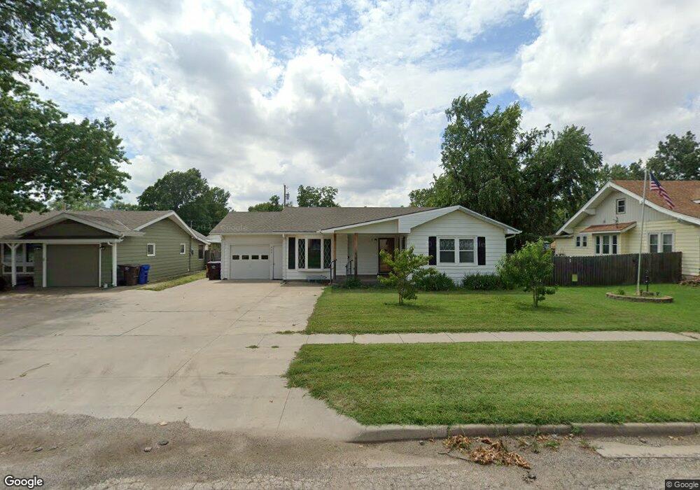 309 N Carrie St, McPherson, KS 67460 - photo 1