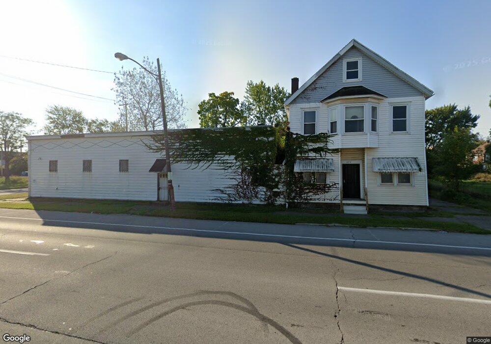 2072 E 28th St, Lorain, OH 44055 - photo 1