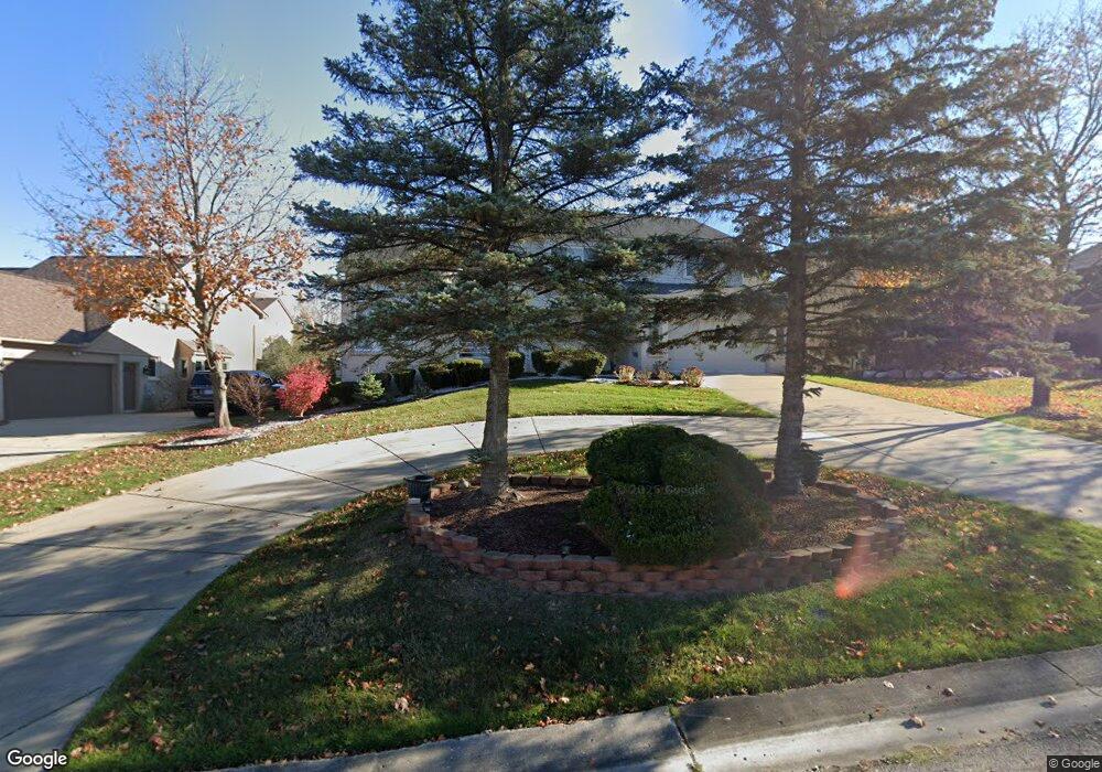 7234 Oakwood Dr, West Bloomfield, MI 48322 - photo 1