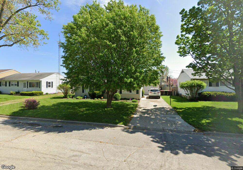 146 Debruler Dr, Lincoln, IL 62656 - photo 1