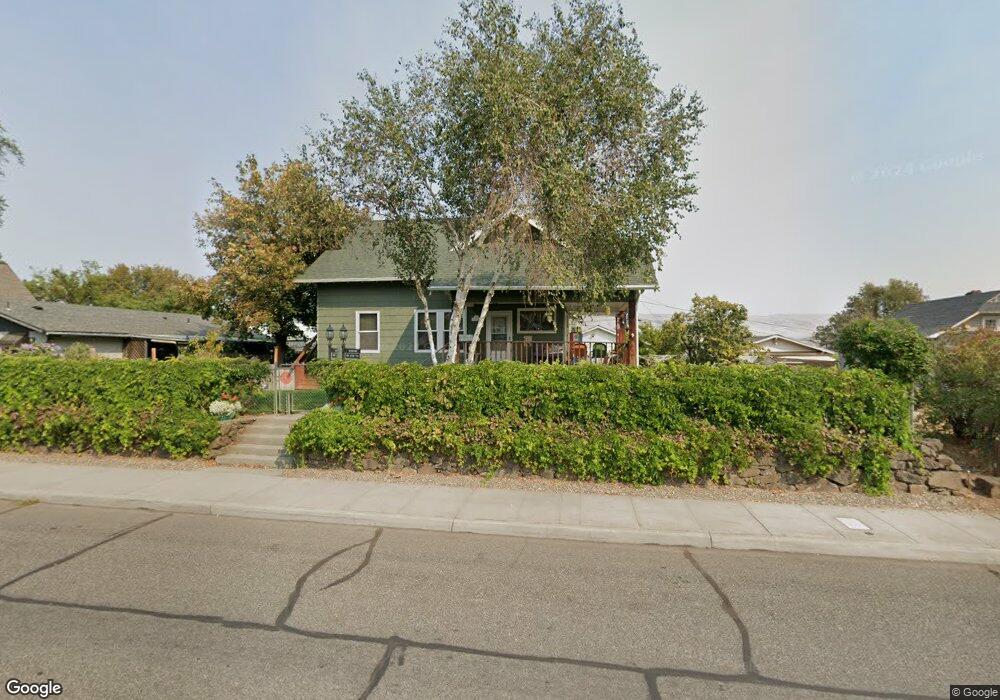 911 E 10th St, the Dalles, OR 97058 - photo 1