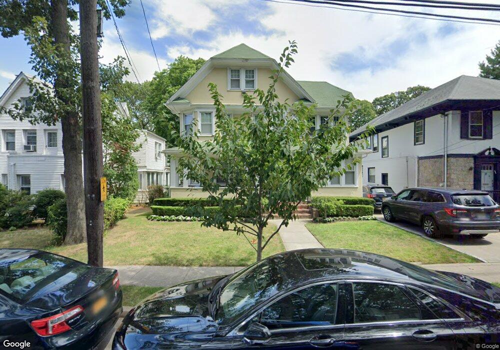 284 Linwood Ave, Cedarhurst, NY 11516 - photo 1