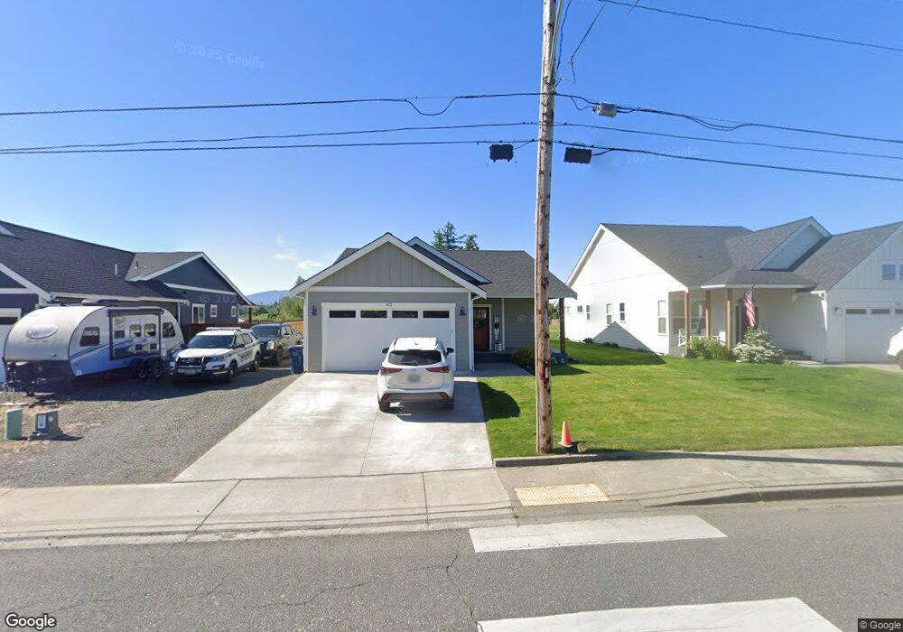 412 E Madison St, Nooksack, WA 98276 - photo 1