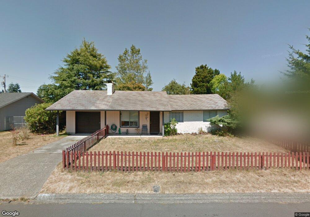 2445 18th St, Florence, OR 97439 - photo 1