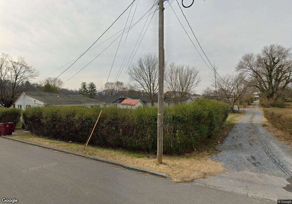 611 Cranberry St, Johnson City, TN 37601 - photo 1