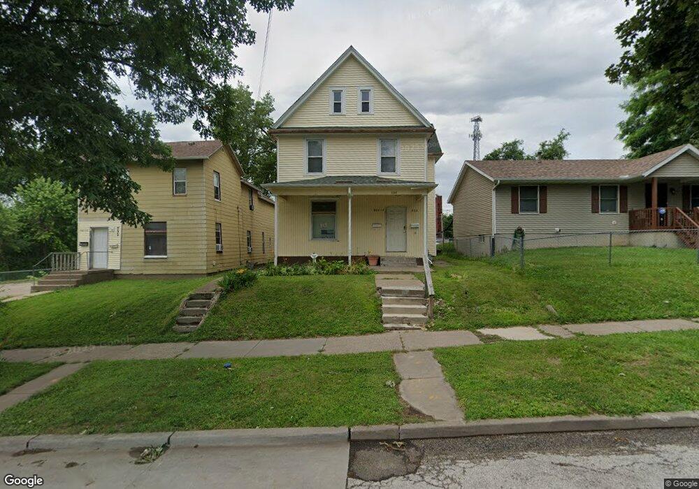 802 Pershing Ave, Davenport, IA 52803 - photo 1