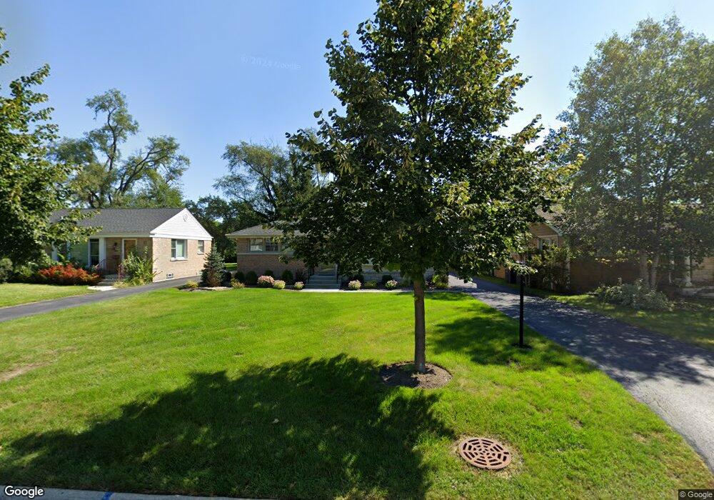 739 Elmgate Dr, Glenview, IL 60025 - photo 1