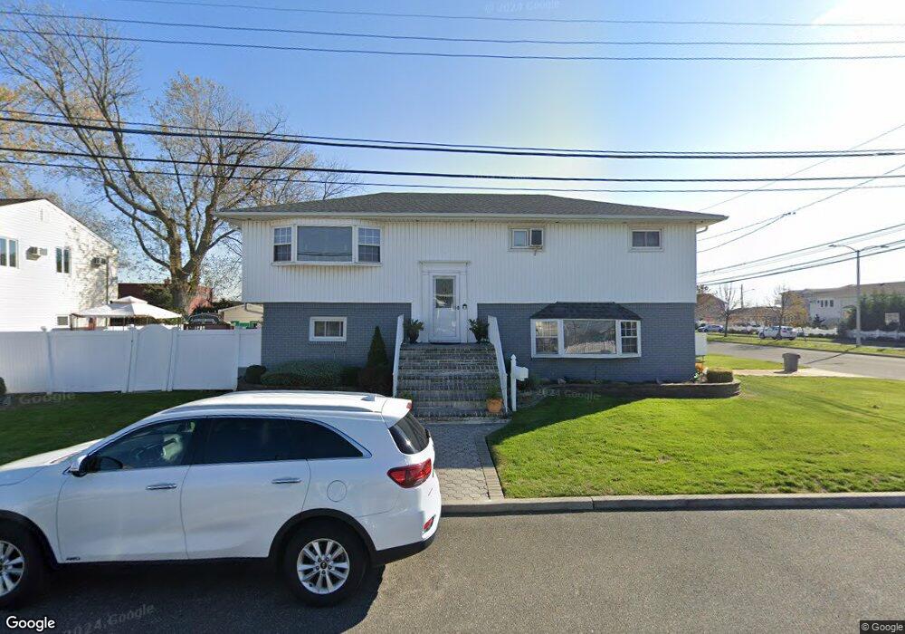 171 Saratoga Blvd, Island Park, NY 11558 - photo 1