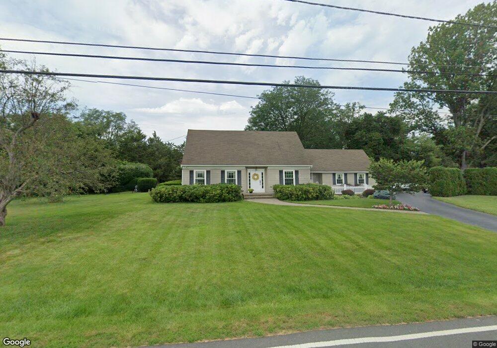 12 Eiker Rd, Cranbury, NJ 08512 - photo 1