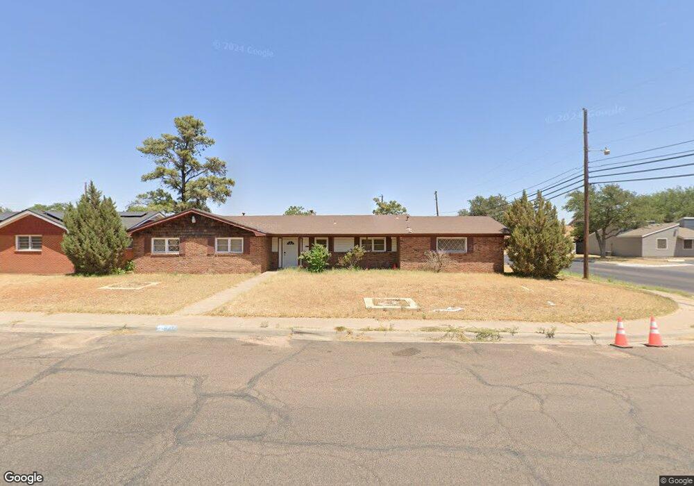 717 W Pine Ave, Midland, TX 79705 - photo 1