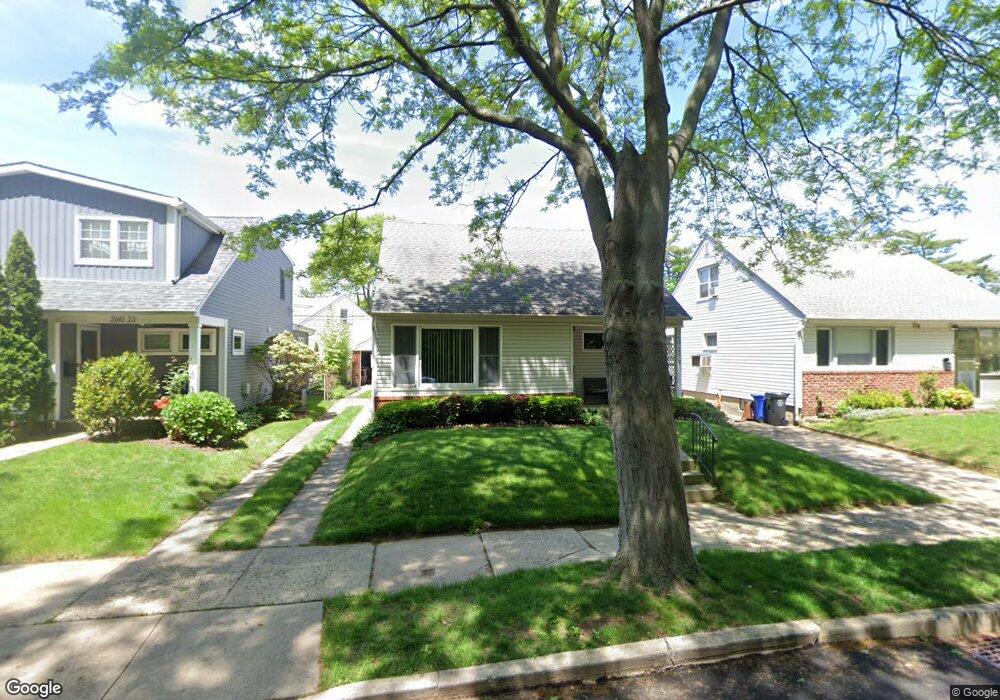 26027 Grand Central Pkwy, Little Neck, NY 11362 - photo 1