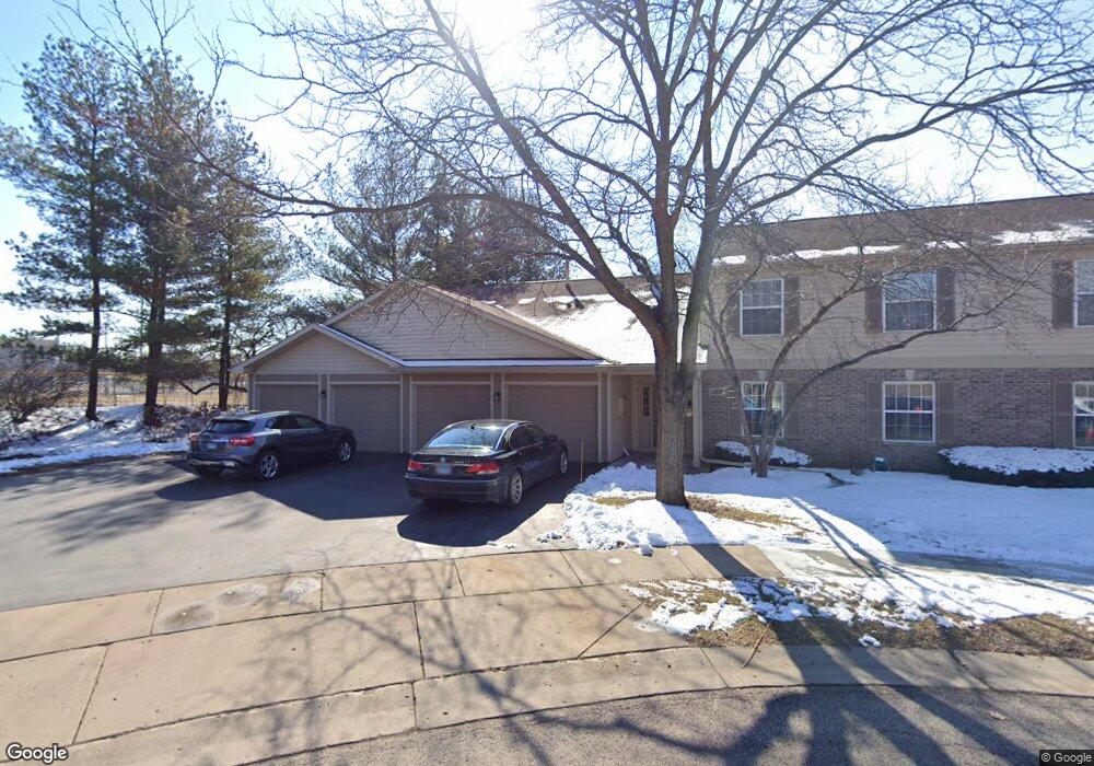 1107 Canterbury Ct unit D, Elgin, IL 60120 - photo 1
