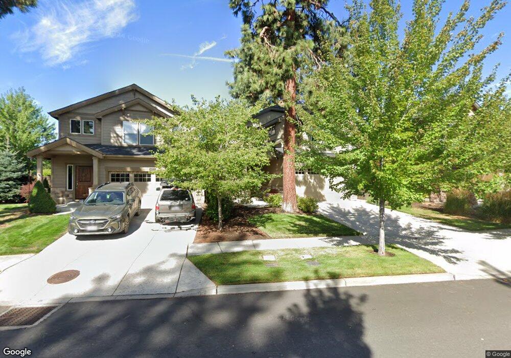 61125 Teton Ln, Bend, OR 97702 - photo 1