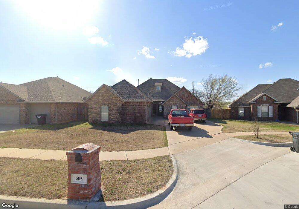 505 Kelsi Dr, Moore, OK 73160 - photo 1