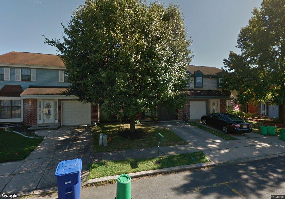 112 Malvern Ct, Mount Laurel, NJ 08054 - photo 1