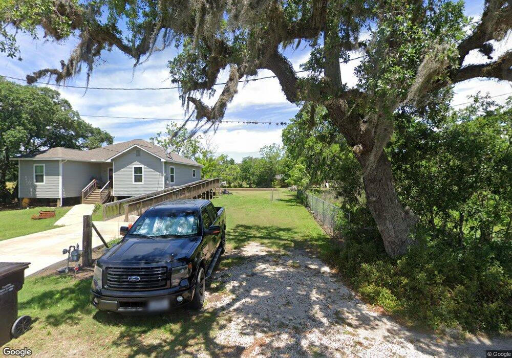 808 N Railroad St, Brazoria, TX 77422 - photo 1
