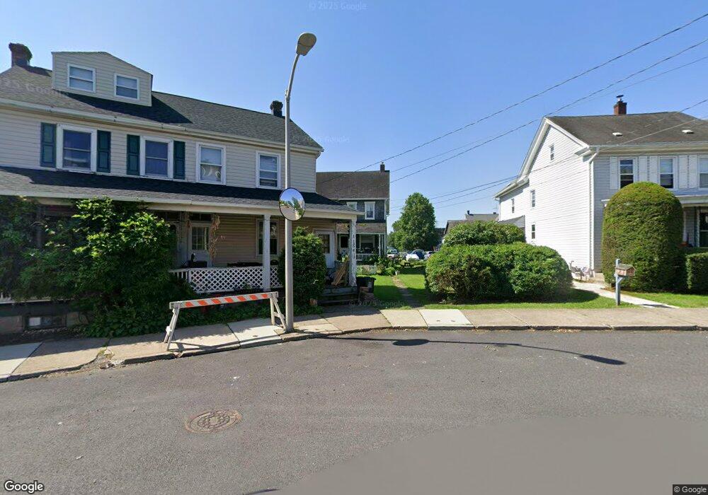 118 Juniper St, Quakertown, PA 18951 - photo 1