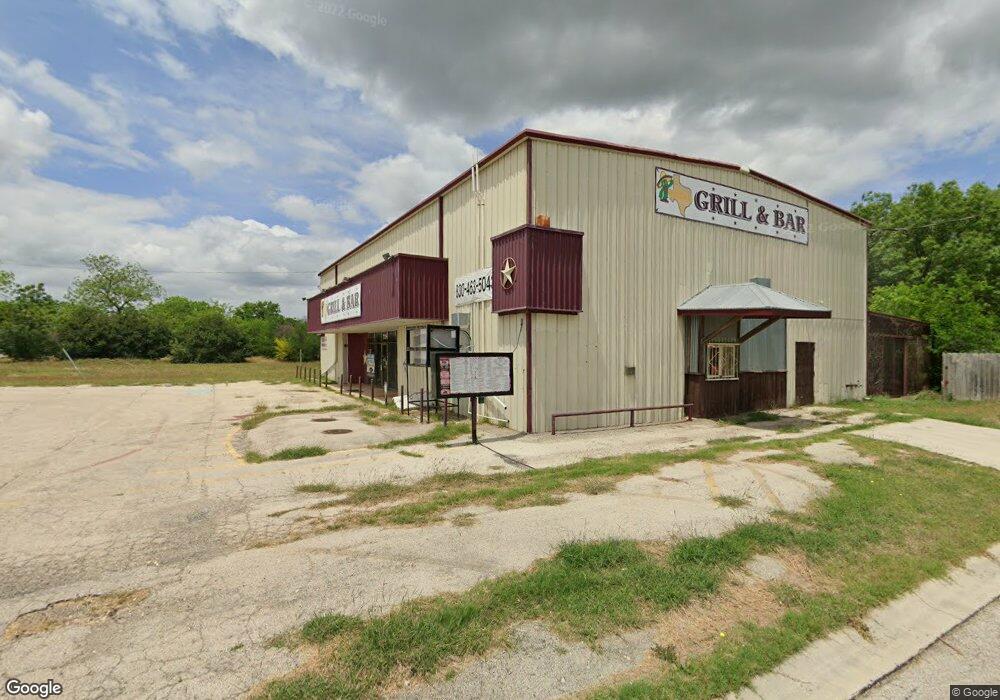 736 E Kingsbury St, Seguin, TX 78155 - photo 1