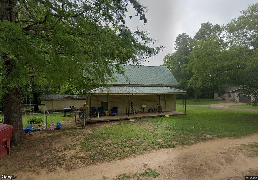 1009 S J St, Hugo, OK 74743 - photo 1