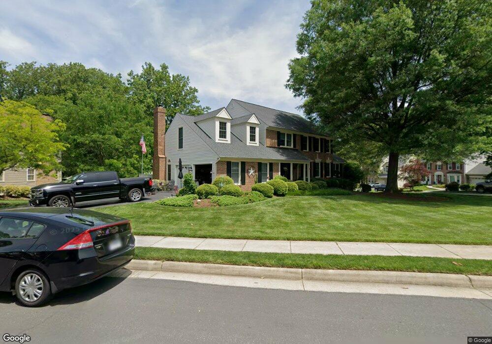 9200 Silverline Dr, Fairfax Station, VA 22039 - photo 1