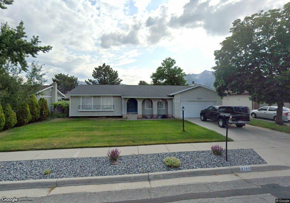 8749 Ida Ln, Sandy, UT 84093 - photo 1