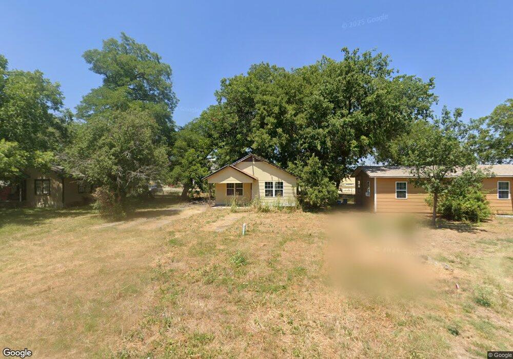 204 Avenue B, Moody, TX 76557 - photo 1