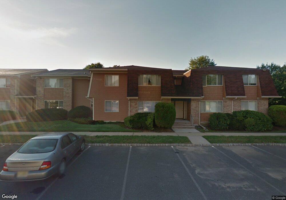 204 Mandon Ct, Princeton, NJ 08540 - photo 1