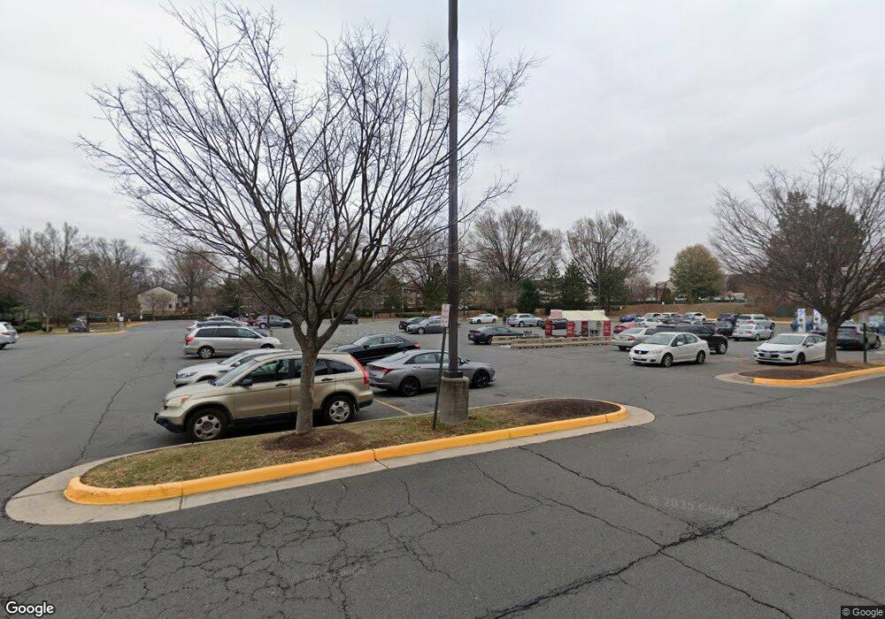 1684 Anderson Rd, McLean, VA 22102 - photo 1