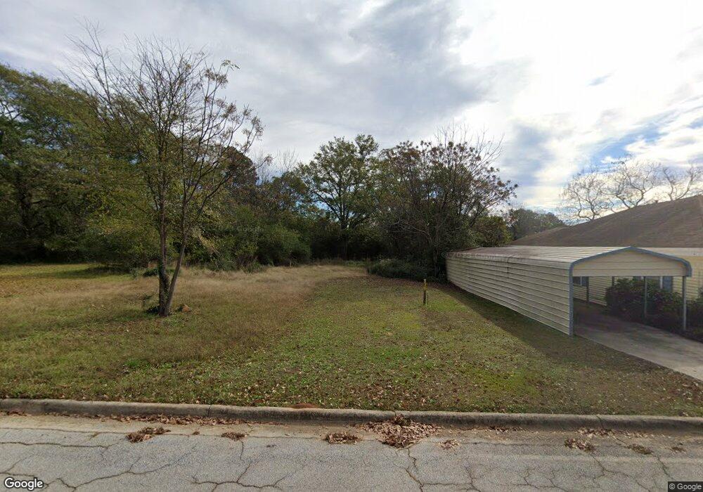 647 Pulliam St, Elberton, GA 30635 - photo 1