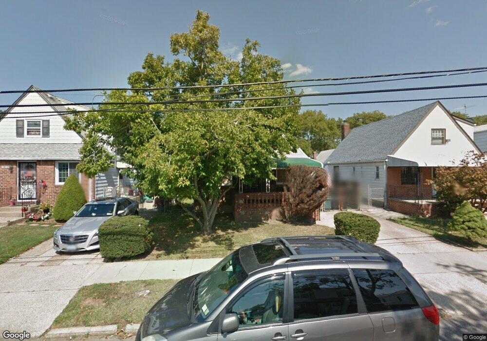 13833 63rd Ave, Flushing, NY 11367 - photo 1