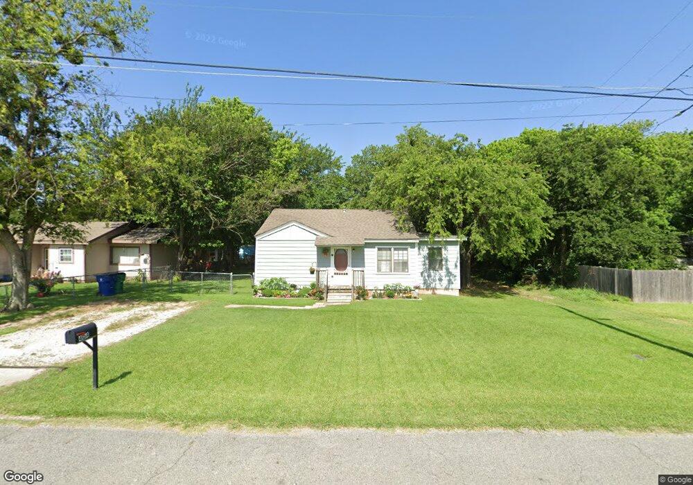 404 Cardinal Ln, Pottsboro, TX 75076 - photo 1