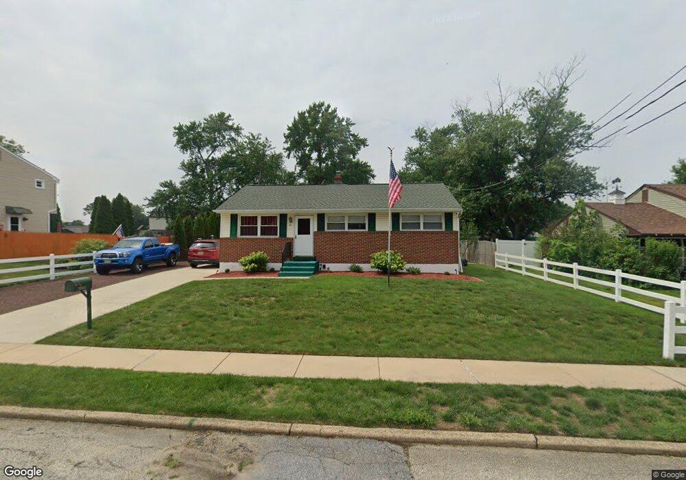 211 S Garden Blvd, Beverly, NJ 08010 - photo 1